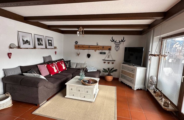Apartment 'Alpenherz' with Mountain View, Private Terrace and Wi-Fi