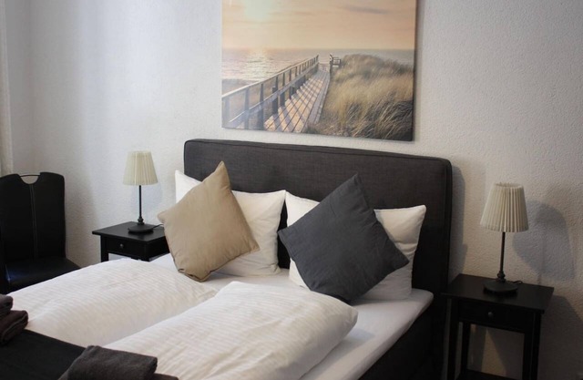 Apartment-Ensuite with Bath-City view