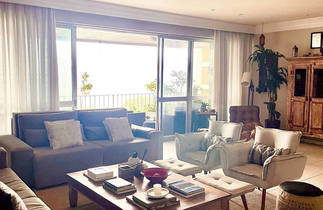 Apartment facing the beach and back to the mountain!