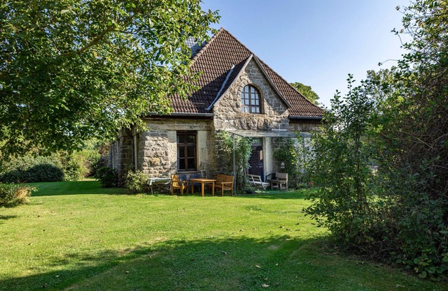 Apartment 'Ferienwohnung Zum Alten Hengststall' with Private Garden and Wi-Fi