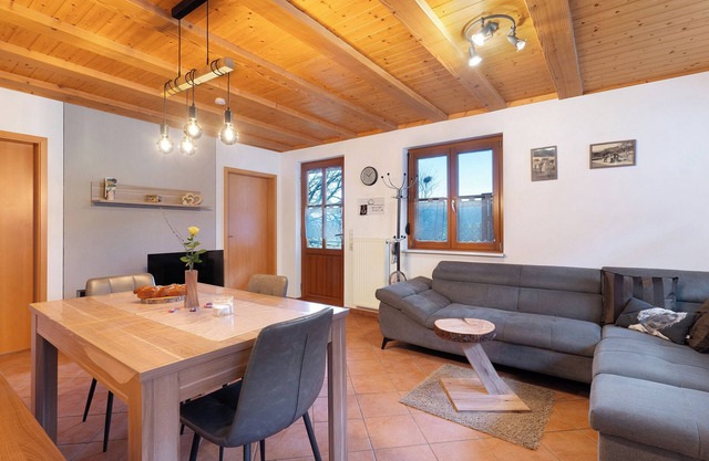 Apartment 'Ferienwohnung Brandenkopfblick' with Mountain View, Shared Garden and Wi-Fi