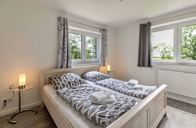 Apartment 'Föhr' with Shared Garden and Wi-Fi