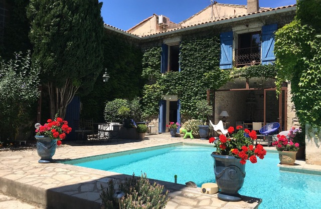 Apartment in charming villa with swimming pool.