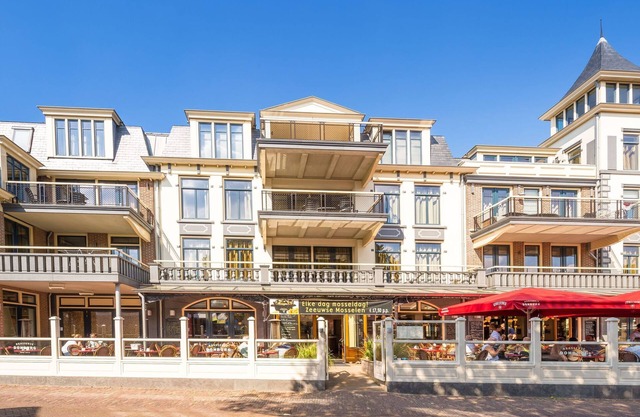 Apartment in Domburg near the Beach
