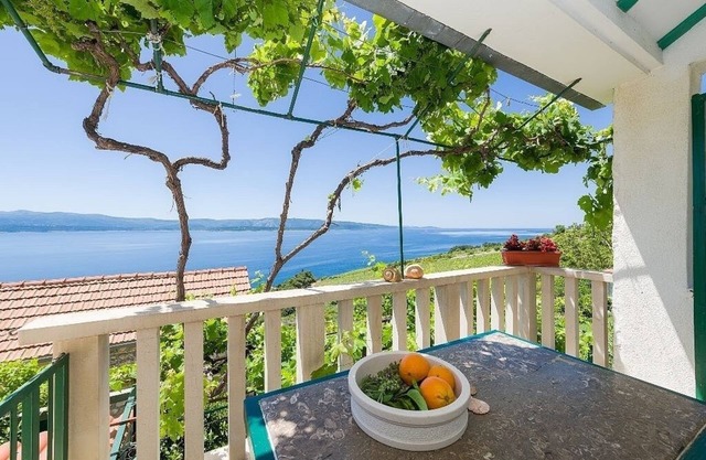 Apartment in Murvica with Seaview, Terrace, Air condition, WIFI (146-2)