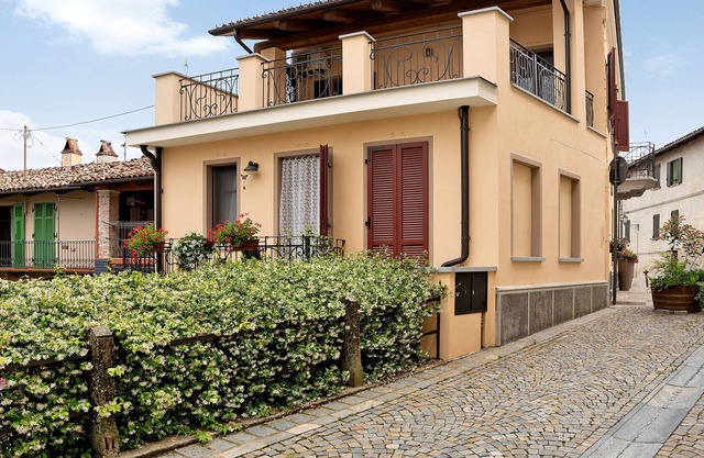 Apartment 'La Terrazza' with Mountain View, Wi-Fi and Air Conditioning