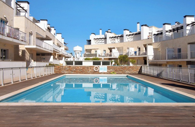 Apartment 'Mare Cheia' with Shared Pool, Wi-Fi and Air Conditioning