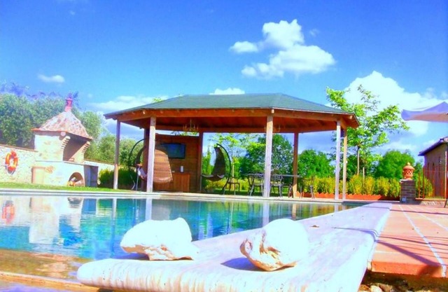 Apartment near Siena surrounded by nature with swimming pool