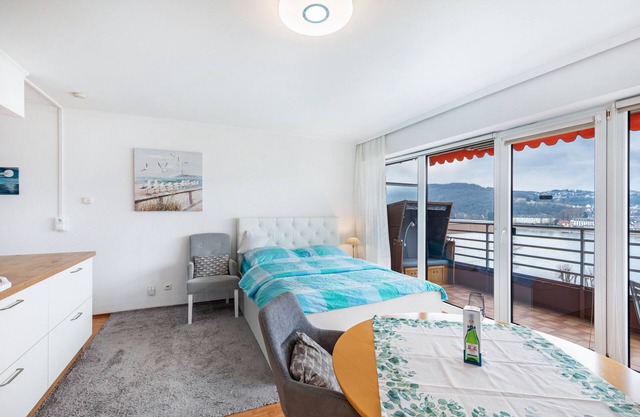Apartment 'Rhein 8' with Balcony and Wi-Fi