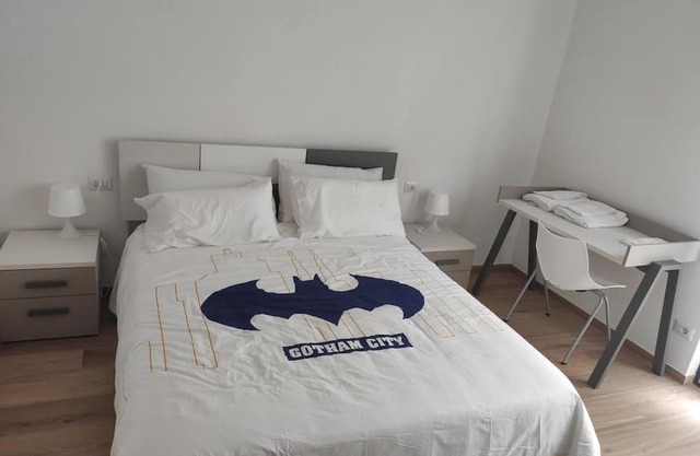 Apartment 'Robin' with Shared Garden, Wi-Fi and Air Conditioning