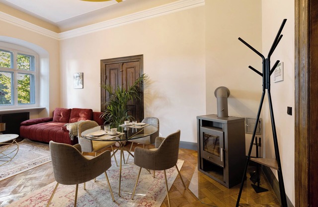 Apartment 'Suite' with Shared Pool, Shared Terrace and Wi-Fi