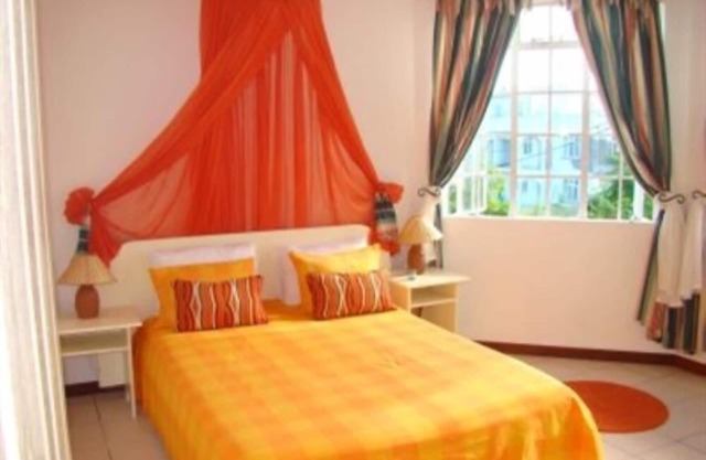 Apartment tastefully decorated in the heart of GrandBay