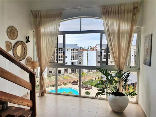 Apartment w private terrace and Jacuzzi