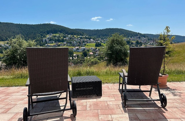 Apartment 'Weitblick - Haus Sommerberg' with Mountain View, Shared Terrace and Wi-Fi