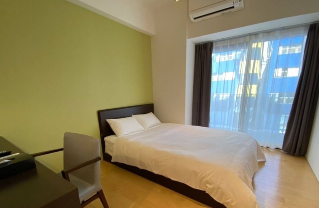 apartment with a double bed near kujo St - 2nd to 10th floor 601 / Osaka Ōsaka