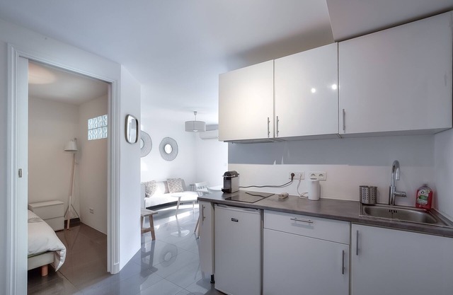 Apartment with Garden in Cimiez