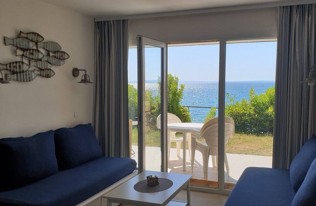 Apartment with large terrace, breathtaking sea view!