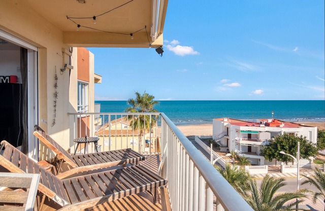Apartment 'Ximoapartments' with Balcony, Wi-Fi and Air Conditioning