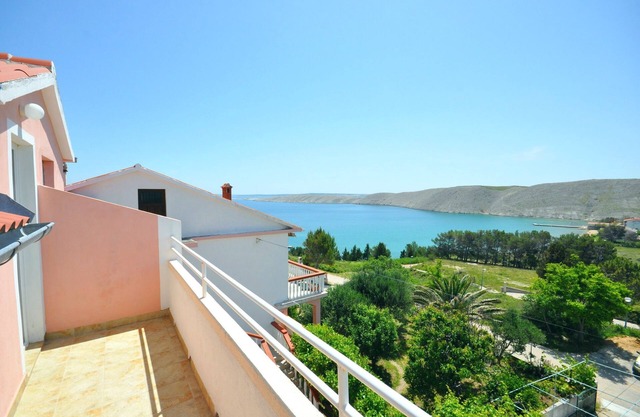 Apartments Anđelo (23931-A1) - Vlasici - island Pag