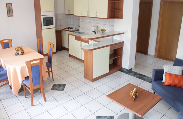 Apartments NEVEN