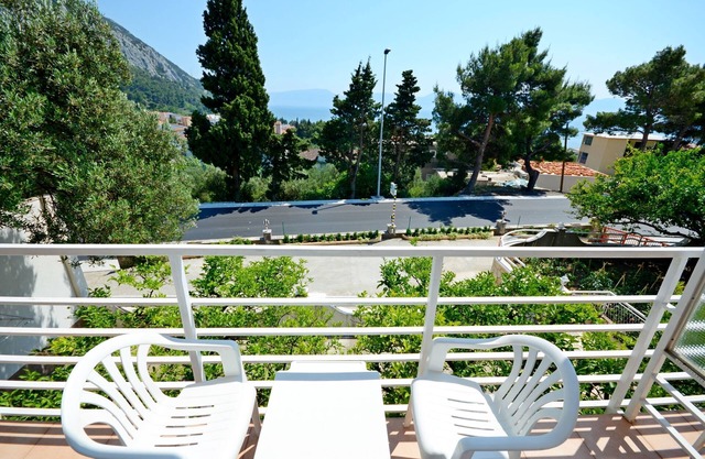 Apartments Joško (39911-A3) - Gradac
