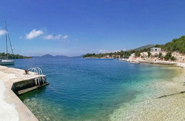 Apartments Kola - Two Bedroom Apartment with Balcony and Sea View (2)
