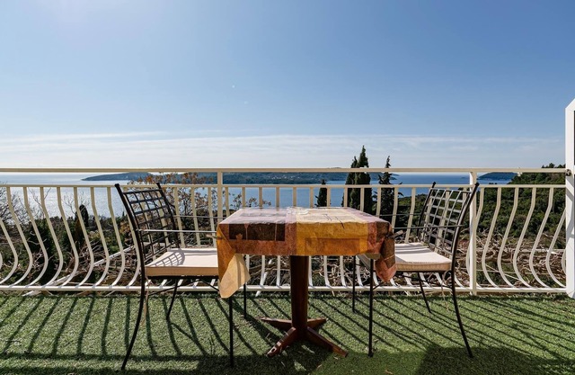 Apartments Marko (52151-A1) - Orašac