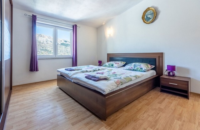 Apartments Mladen (63011-A2) - Baska - island Krk