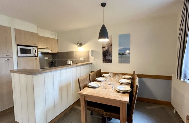 Appartement 2 Chambres, 2 Salles de Bain en rez de Chaussée