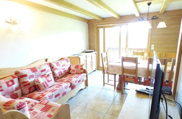 Appartement cosy 5 pièces 8 pers, balcon, garage, proche forêt et massif du Beaufortain - FR-1-594-70