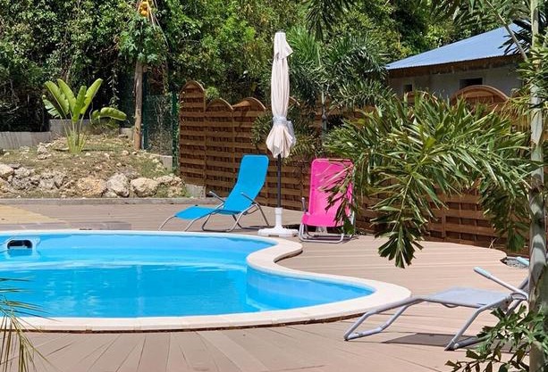 Chambre Piscine Partagee Jardin Clos Et Gosier 