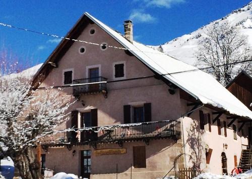 appartement edlweiss 4 pers dans gite"la maison d'augustin" classé 3 étoiles, la tour,73530 st jean d'arves