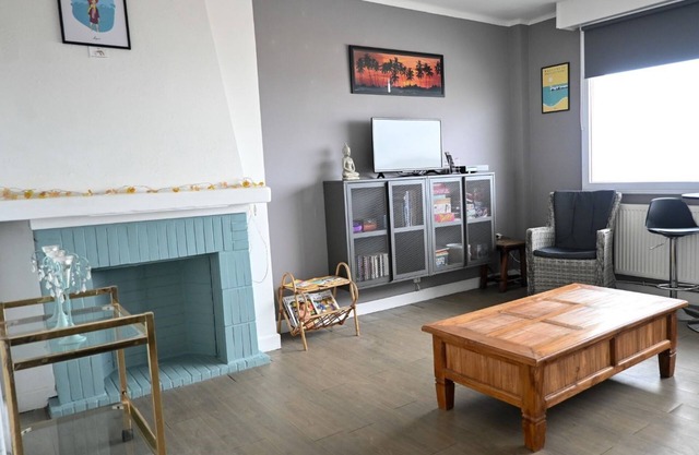 Appartement Lumineux, Calme et Spacieux Situé Face à la mer
