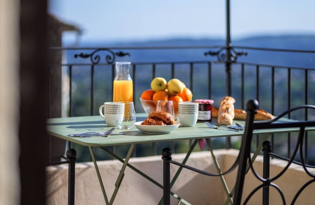 Apt Matisse At the heart of Saint-Paul de Vence Village