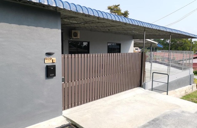 Aqua Shelter