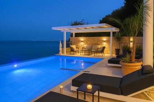 Aquamarine Villa