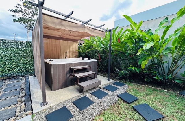 Arenal Home Deluxe – Naturaleza y Comodidad Cerca de La Fortuna