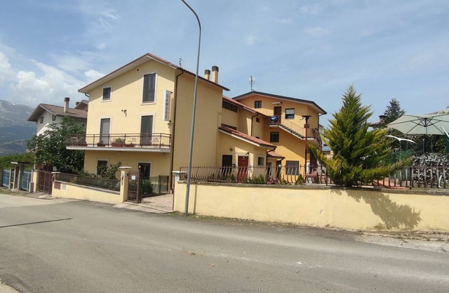 At the foot of the Gran Sasso Park - Three-room apartment suitable for families