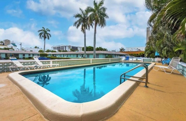Atlantic ave Beach Condo Getaway!