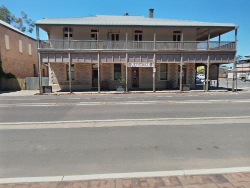 Austral Inn