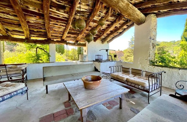 Authentic haven in the Cévennes, family relaxation near Anduze