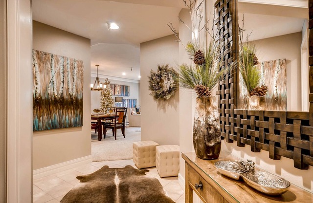 AUTUMN BEAUTY -PRIME LOCAL SKI In/Out VILLAGE @ BRECK MtnnSide Pk 9 Pool+Hot Tub