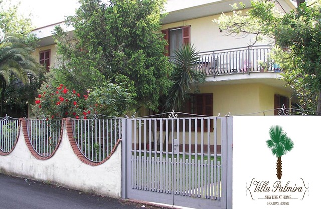 Avellino Apartment in a quiet and safe hillside village - "Villa Palmira"