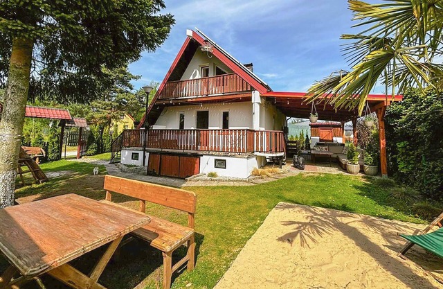 Awesome home in Jaromierz with WiFi