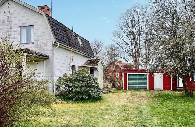 Awesome home in Virserum with WiFi