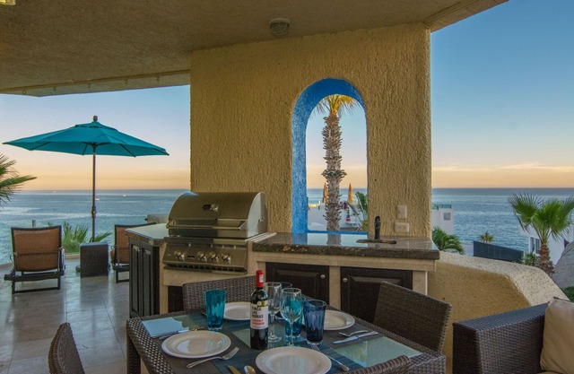 Awesome Ocean views!
