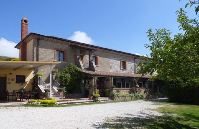 AZIENDA AGRITURISTICA CASTELLO