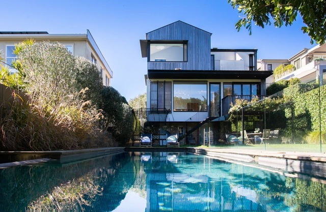 Azure Bliss, Vaucluse IH7
