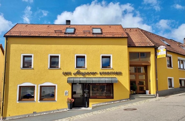Bäckerei & Pension Seegerer