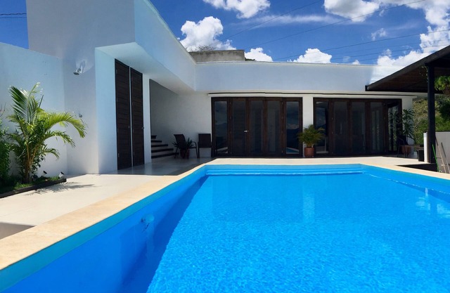 B&B Villa Miravalle, Private room in Villa with terrace and swimming pool
